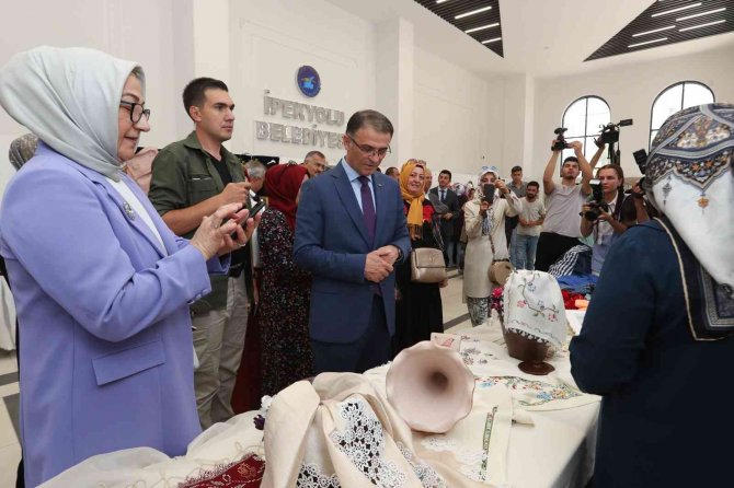 Vali Ozan Balcı ‘El Emeği Göz Nuru’ Sergisini Açtı