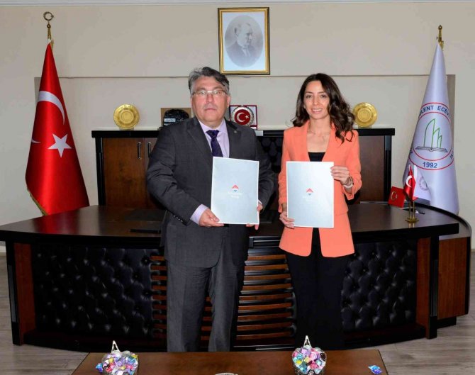 Beü İle Zonguldak Bahçeşehir Koleji Arasında Protokol İmzalandı