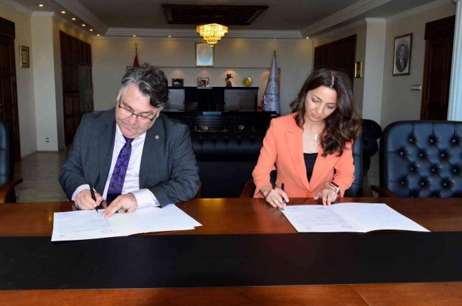 Beü İle Zonguldak Bahçeşehir Koleji Arasında Protokol İmzalandı