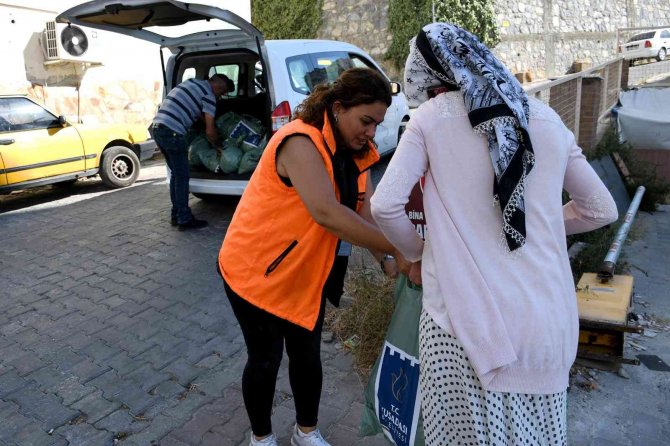Adabahçe’nin Ürünleri Kuşadası’nda Her Kesime Ulaşıyor
