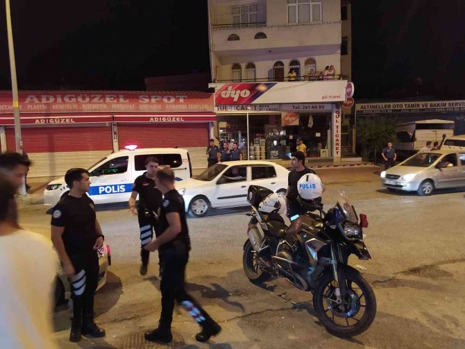 Adana’da Düğünde Silahlı Ve Bıçaklı Kavga: 2 Yaralı