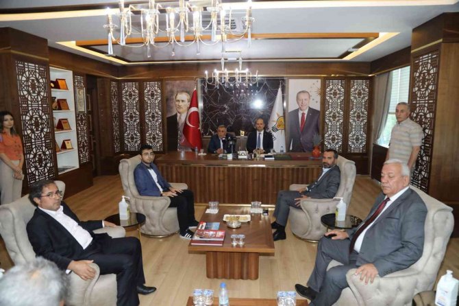 Ak Parti Genel Başkan Yardımcısı İ̇leri: "Muhalefet Terörle Aralarına Gerekli Mesafeyi Koyamadı"