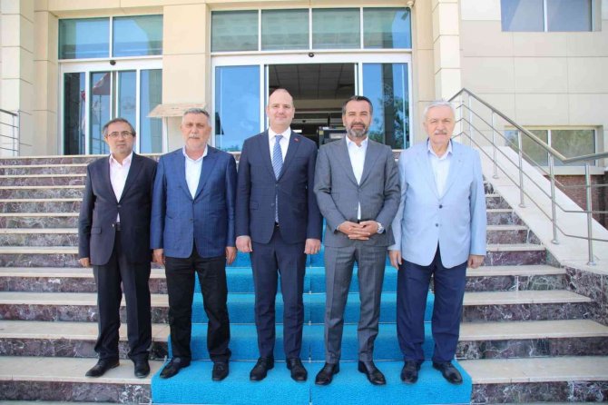 Ak Parti Genel Başkan Yardımcısı İ̇leri: "Muhalefet Terörle Aralarına Gerekli Mesafeyi Koyamadı"