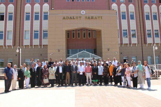 Ak Parti, Chp’li İlçe Başkanının Sözlerine Dava Açtı
