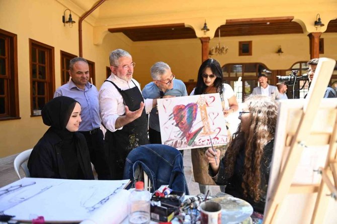 Ünlü Ressamlar 80 Yıl Sonra Bedri Rahmi Eyüpoğlu’nun Hatırasını Canlandırdılar