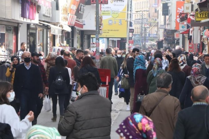 Prof. Dr. Özkaya: "Astım Tedavisinde Kullanılan Bir İlaç Covid-19 Tedavisinde Etkili"