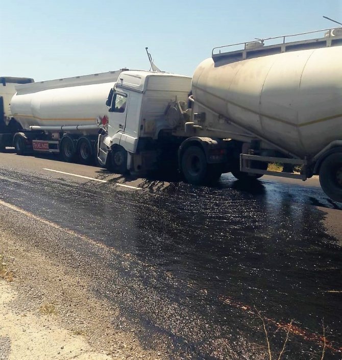 Beton Mikserinin Dolu Lpg Tankerine Çarptığı Kazada Faciadan Dönüldü