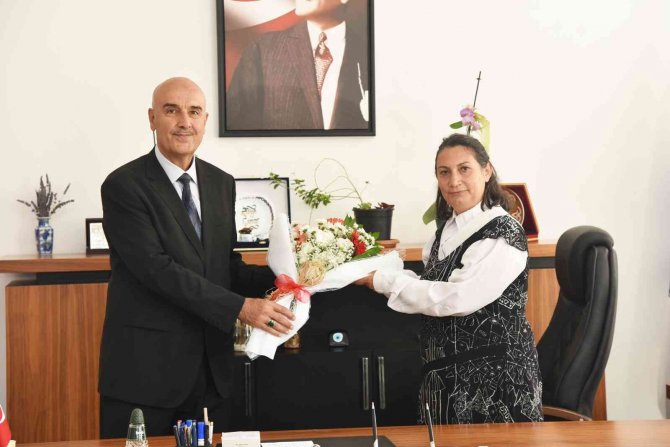 Kmü Eğitim Fakültesi’nde Görev Değişimi