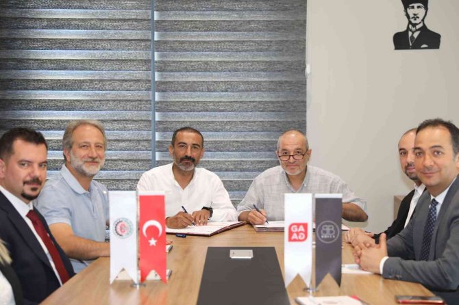 İ̇mzalar Gastronomi Bilimi İçin Atıldı