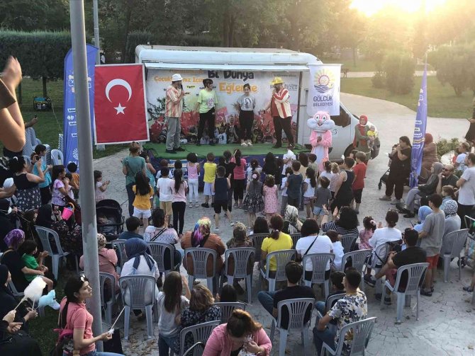 Çocuklardan Bi Dünya Eğlence’ye Yoğun İlgi