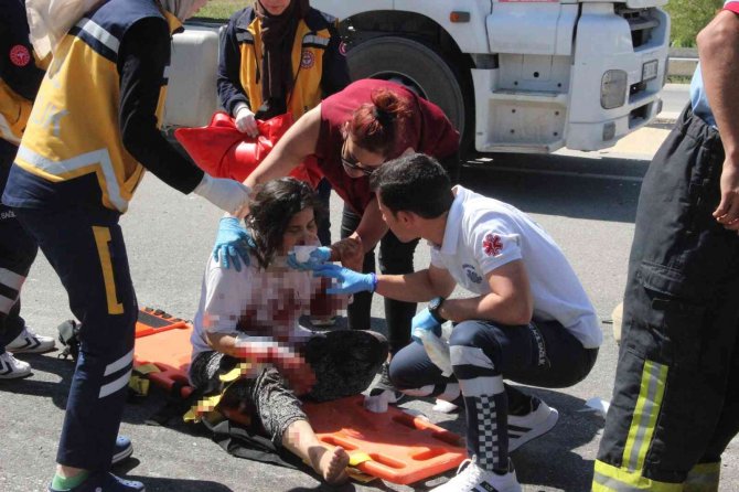 Karaman-konya Karayolunda Can Pazarı: 1’i Bebek 3 Ağır Yaralı