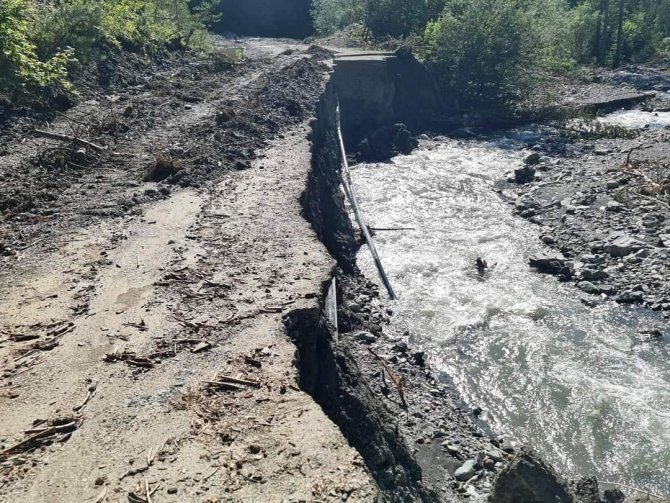 Selde Zarar Gören Orman Yolları Onarılıyor