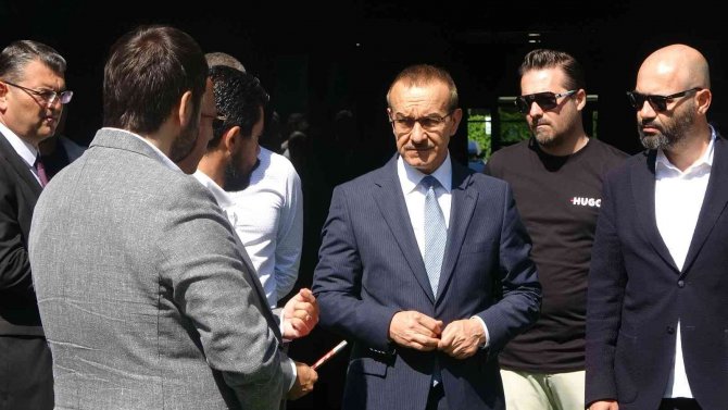 Kocaeli Valisi Yavuz: "Kocaelispor’a Yakışır Bir Zeminle Sezonu Açmak İstiyoruz"
