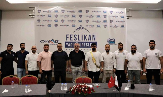 Feslikan Yaylası’nda 55’i Başpehlivan, Toplamda Bin Pehlivan Kispet Bağlayacak
