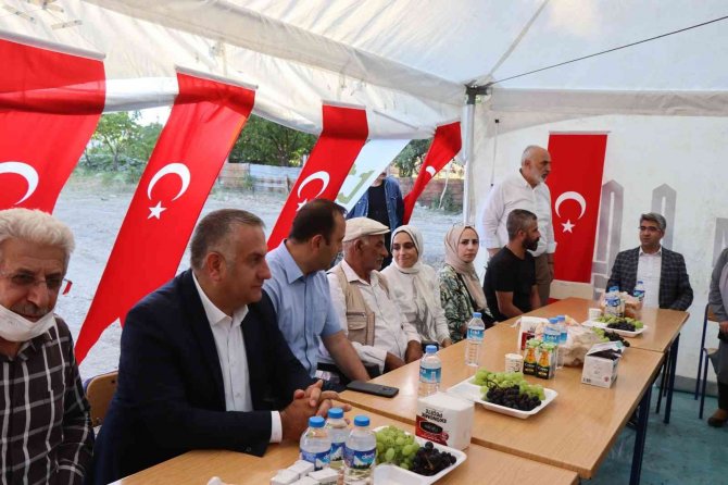 Milletvekili Zehra Taşkesenlioğlu Ban, Şehit Ailesine Taziyede Bulundu