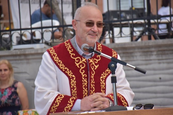 Omü Diş Hekimliği Fakültesi’nde Mezuniyet Heyecanı