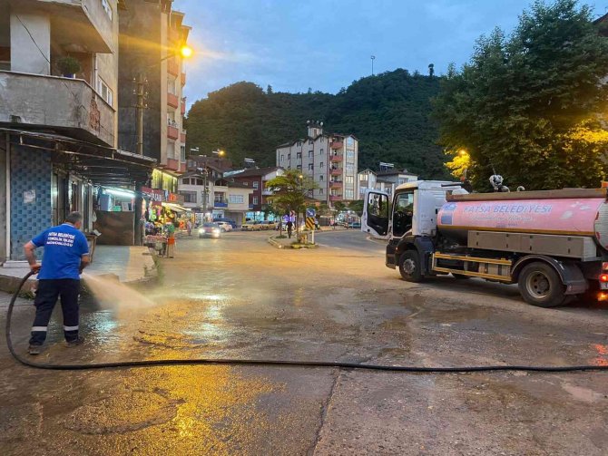 Fatsa’da Selin Getirdiği Hafriyat Birikintileri Temizleniyor