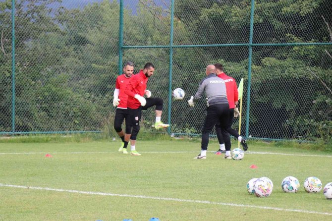 Pendikspor’un File Bekçisi Öğür’ün Hedefi Şampiyonluk