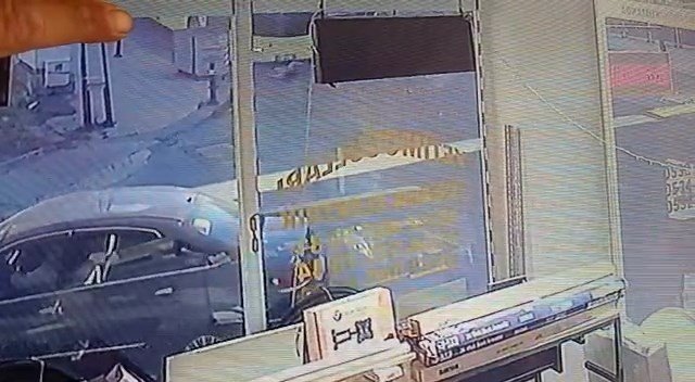 Sultanbeyli’de Yola Fırlayan Küçük Çocuğa İ̇ett Otobüsü Çarptı