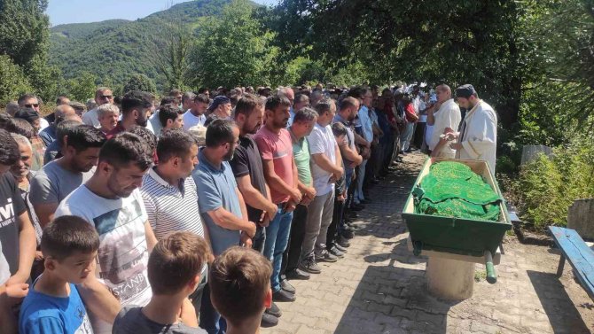Patpat Kazasında Ölen 4 Çocuk Babasına Acı Veda
