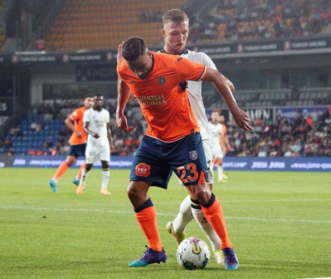 Uefa Avrupa Konferans Ligi: Medipol Başakşehir: 0 - Maccabi Netanya: 1 (İ̇lk Yarı)