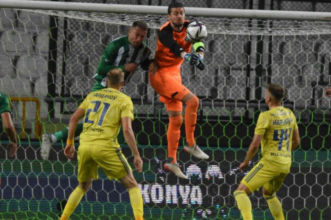 Uefa Konferans Ligi: Bate Borisov: 0 - Konyaspor: 1 (İ̇lk Yarı)
