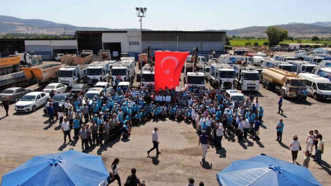 Yüzde 78 Zam Aldılar, Başkanı Davul Zurnayla Karşıladılar