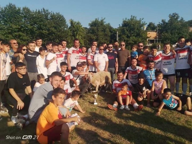 Dostluk Turnuvasında Şampiyon Terzi Köyü Oldu