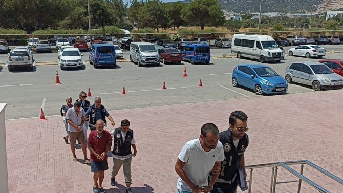 Adli Kontrolle Serbest Kaldılar