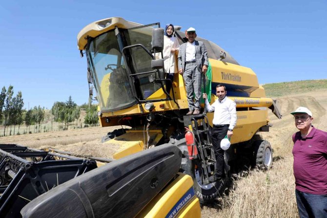 Akyurt’ta Hasat Zamanı