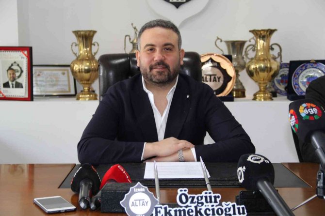 Özgür Ekmekçioğlu, Menemenspor’u Devraldı