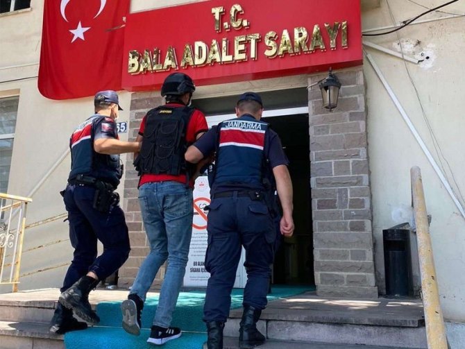 Cinayet Zanlısı Tutuklandı