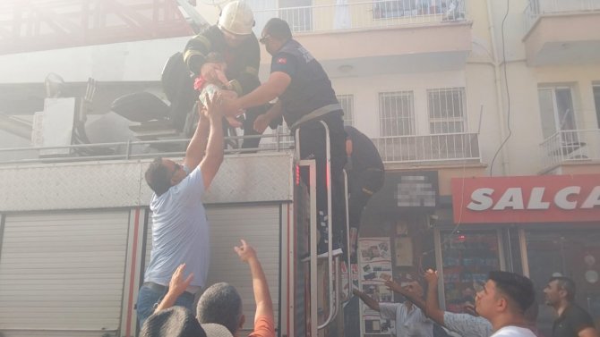 Didim’deki Apartman Yangını Korkuttu
