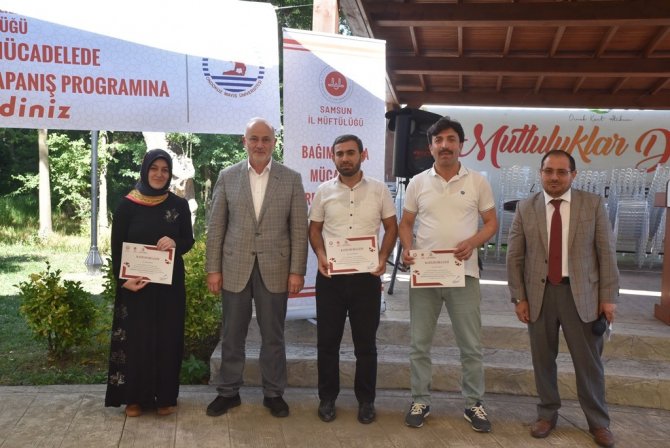 Omü Bağımlılıkla Mücadelede Dinî Liderler Eğitimi Kapanış Programı