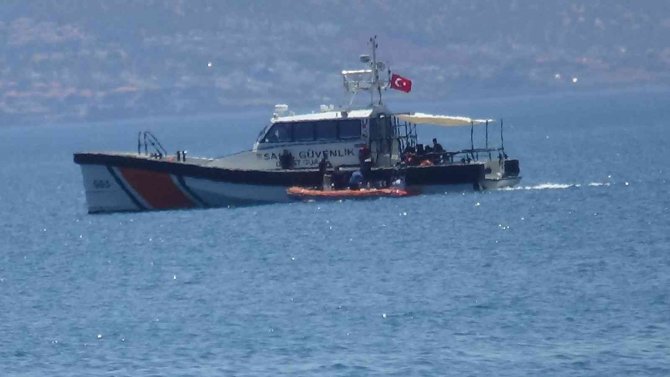 Edremit Körfezi’nde Kaybolan 2 Kişiyi Arama Çalışmalarında 4’üncü Gününde Devam Ediyor