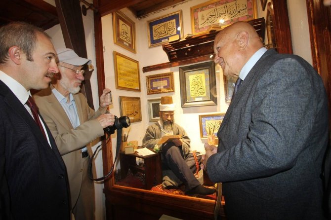 Bayburt Belediyesi Hattat Şair Ahmed Revayi Hüsn-i Hat Müzesi Açıldı