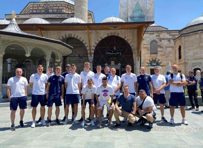 Bate Borisov’dan Mevlana Müzesi’ne Ziyaret
