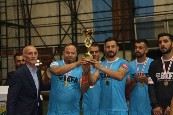 Doğu Anadolu Fuarı Futbol Turnuvasında Kupalar Sahiplerini Buldu