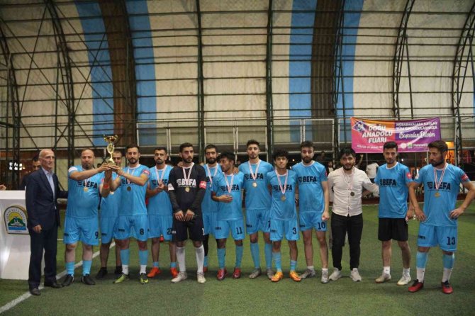 Doğu Anadolu Fuarı Futbol Turnuvasında Kupalar Sahiplerini Buldu