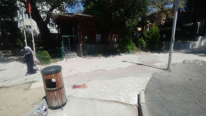 Bursa’da Şikayetinden Vazgeçmeyen Muhtara Kurşun Yağdırdı