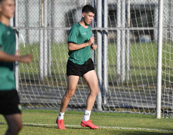 Bursaspor’da İkinci Etap Çalışmaları Başladı