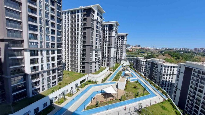 Gaziosmanpaşa’da Kentsel Dönüşüm Çerçevesinde İnşa Edilen Konutlar Yeni Sahiplerini Bekliyor