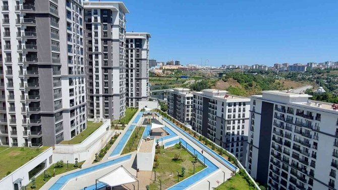 Gaziosmanpaşa’da Kentsel Dönüşüm Çerçevesinde İnşa Edilen Konutlar Yeni Sahiplerini Bekliyor