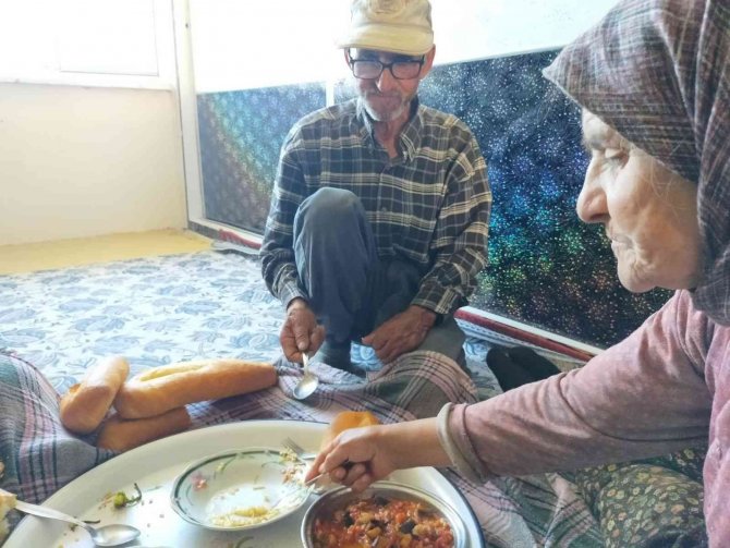 Dağda Uyuya Kalan Yaşlı Çoban 24 Saat Sonra Sağ Olarak Bulundu