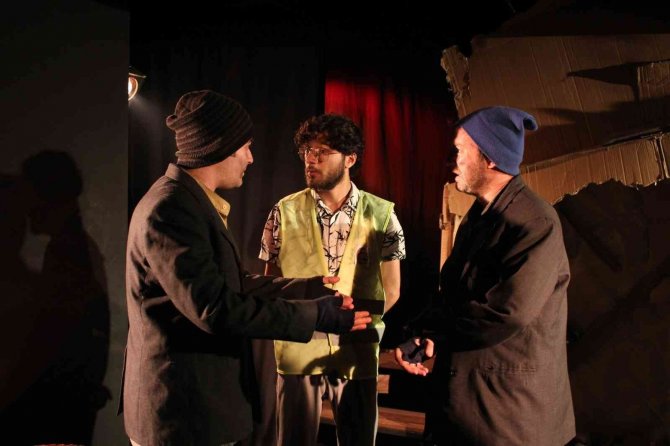 Medya Sanat Evi’ne Ödül Yağdı