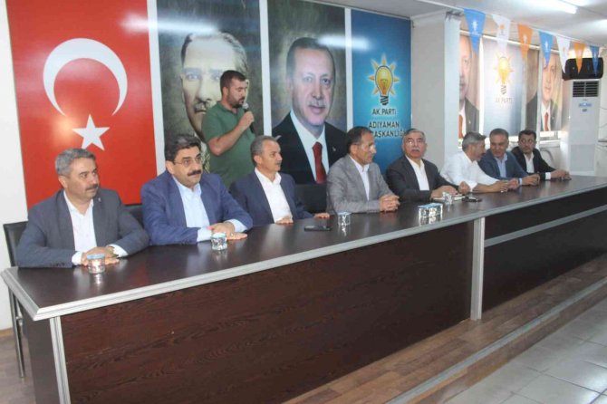 Tbmm Ak Parti Grup Başkanı Yılmaz: "Türkiye’de Ekonomik Kriz Yoktur"