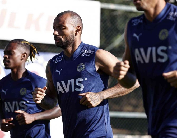 Pedro, Fenerbahçe İle İlk Antrenmanına Çıktı