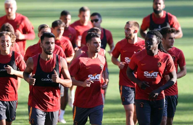 Galatasaray’ın Yeni Transferleri Antrenmana Katıldı