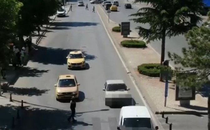 Gaziantep’te Yayalara Yol Vermeyen 67 Sürücü Ve Araç Plakasına Ceza