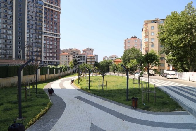 Kartal’da Parklar Yenileniyor, Yeşil Alanlar Kent Merkezine Taşınıyor